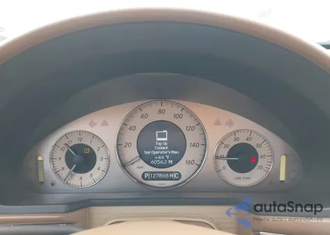 2008 Mercedes-Benz E 350 4Matic z USA, uszkodzony, nr VIN WDBUF87X38B187587